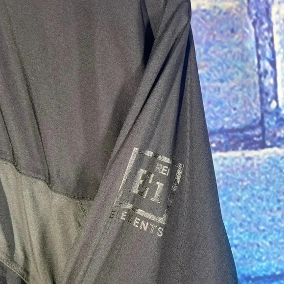 REI Women’s Outdoor Multi pocket Windbreaker Jacket Black Gray Medium - Picture 2 of 8